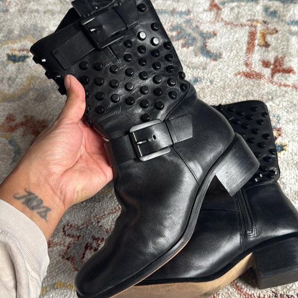 Michael Kors Bryan boots black leathered studded women’s size 5.5 - Picture 9 of 14